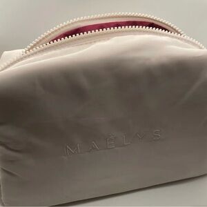 Maëlys Elegant Cream Cosmetic Bag